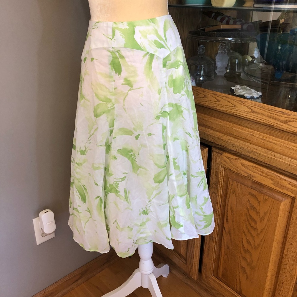 Airy green floral a line skirt